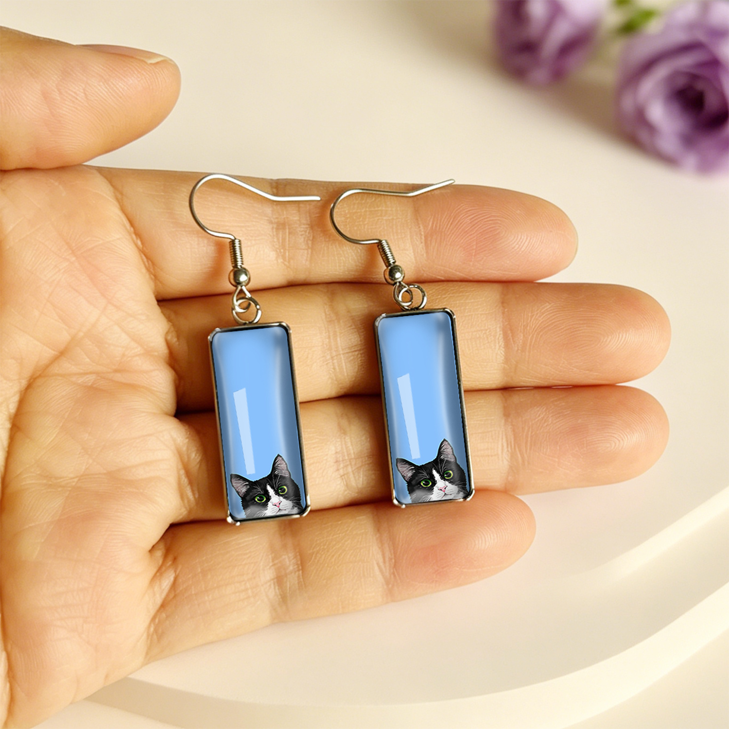 Women's Black And White Spotted Cats Rectangular Time Gem Earrings
